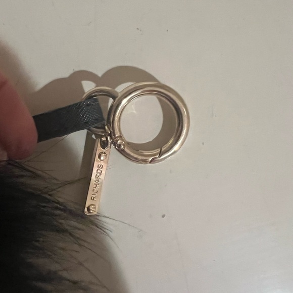 Pom Pom key chain. Authentic Fox fur keychain. Linda Richard’s NY. Orig $150 - Picture 3 of 7